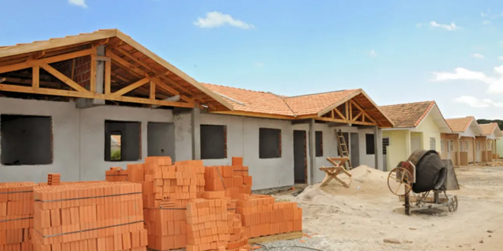 Todos os imóveis são financiados pelo Fundo de Arrendamento Residencial (FAR).