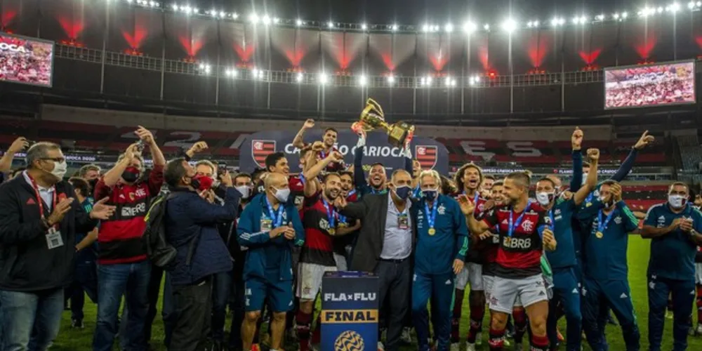 Rubro-Negro garante triunfo com gol de Vitinho nos acréscimos