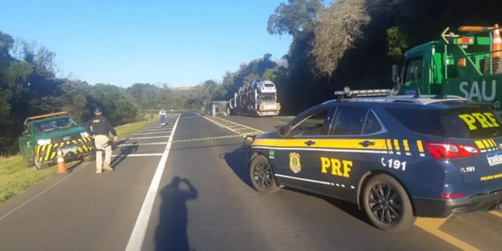 Caminhoneiro sofreu apenas lesões leves e foi autuado por embriaguez ao volante