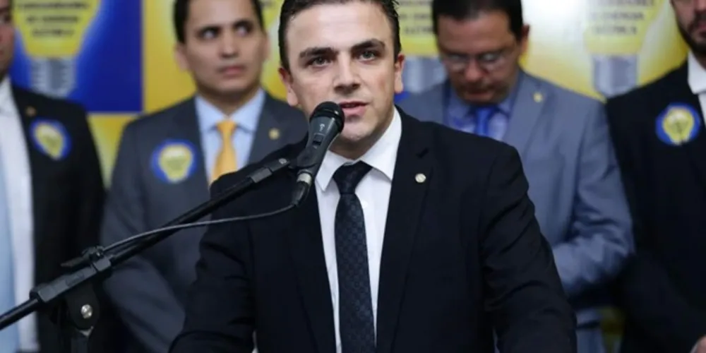 Aliel Machado é o autor do relatório