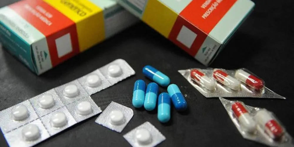 A Agência Nacional de Vigilância Sanitária (Anvisa) já havia soltado uma nota no dia 10, informando que os estudos relacionando a ivermectina ao tratamento da covid-19 não eram conclusivos.