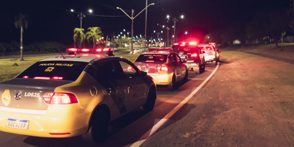 A proibição do consumo de bebidas alcoólicas em locais públicos está prevista em Decreto Municipal