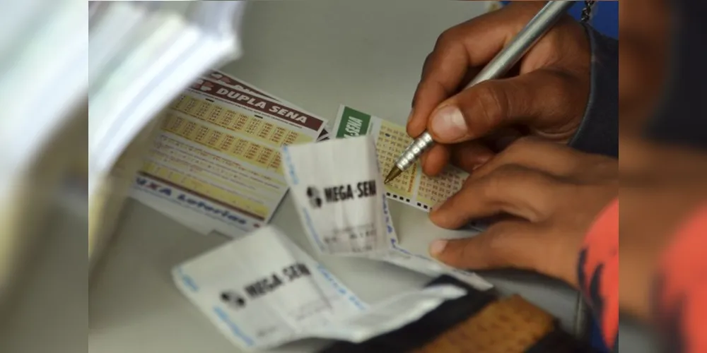 Dezenas sorteadas nesse sábado foram 14, 27, 35, 40, 50 e 55