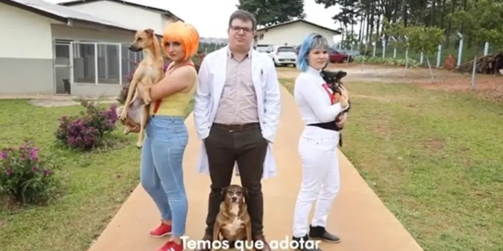Durante a produção, uma paródia com a letra da música do Pokémon foi criada, enfatizando a importância da adoção.