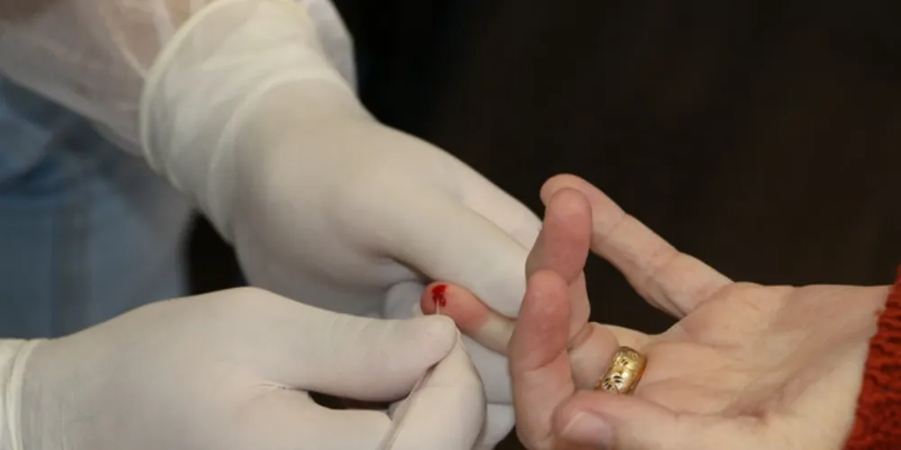 A previsão de término da testagem no município é de 15 dias e as equipes vão trabalhar também aos sábados e domingos.