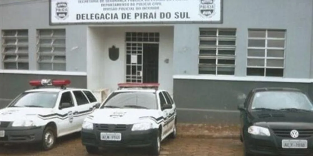 Homem foi detido e levado para a delegacia