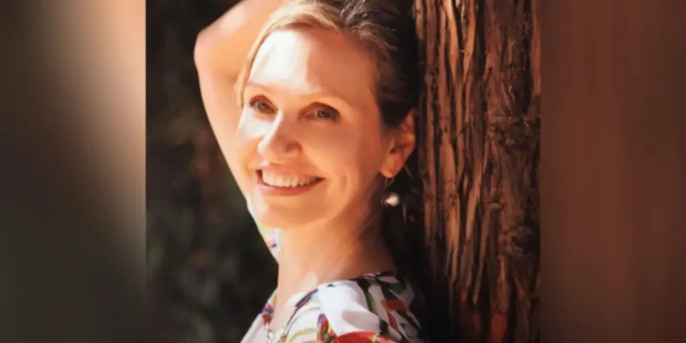 FELICITAÇÕES - Sinônimo de elegância e finesse na sociedade princesina, Ana Maria Schaffka Teixeira, recebeu as felicitações pela troca de idade, no último domingo (26). Da coluna RC o desejo de muitas realizações e saúde, a nossa destacada aniversariante