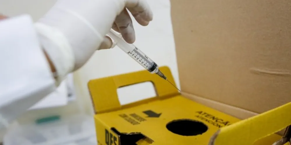 A entidade registrou queda, nos meses de abril e maio, de 17% e 4,6%, respectivamente, na geração dos resíduos hospitalares. 