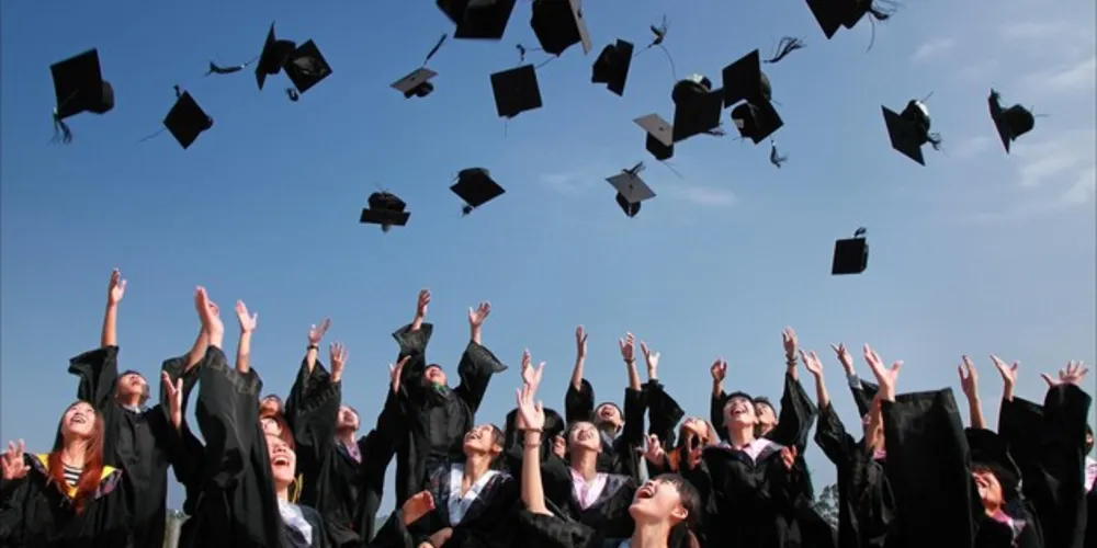 A pesquisa foi realizada pela empresa de pesquisas educacionais Educa Insights. 