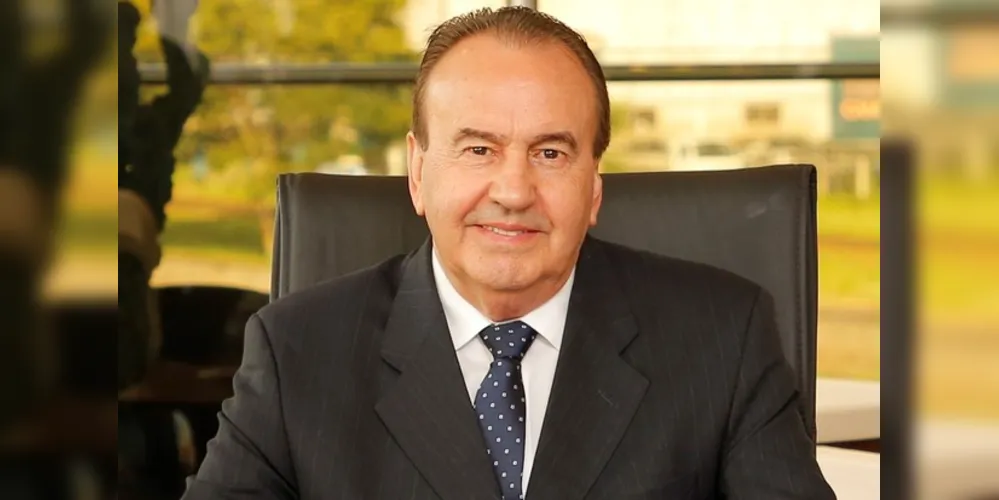 Atualmente, ele exerce a função de presidente da Cotriguaçu e da Lar Cooperativa Agroindustrial.