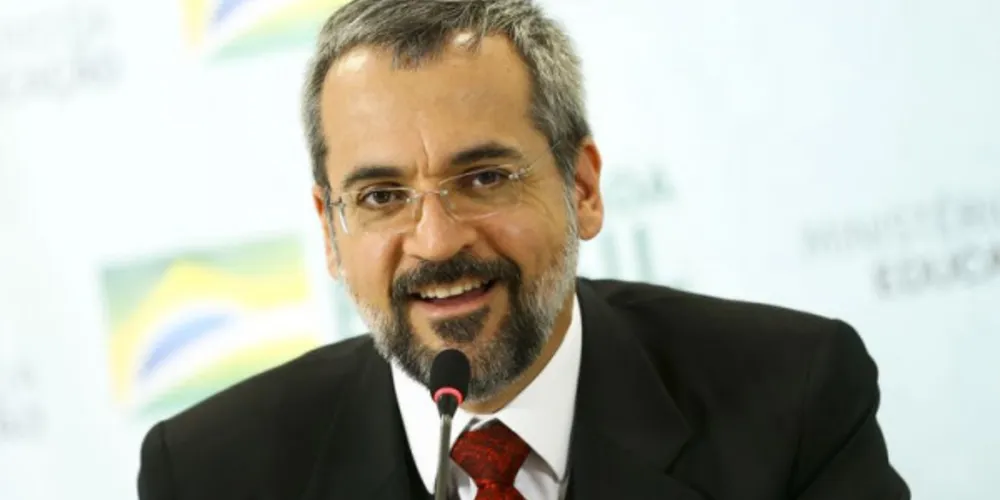 O Banco não informou até o momento quais países representados pela diretoria que Weintraub irá ocupar foram favoráveis à nomeação do brasileiro e se houve algum voto contrário.