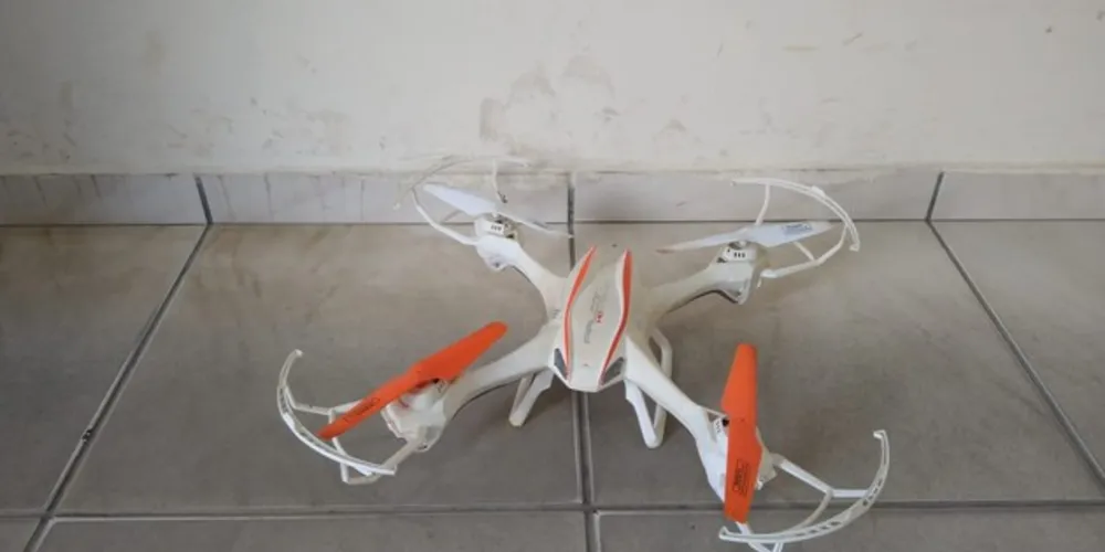A suspeita é que o drone estaria a caminho da Cadeia Pública Hildebrando de Souza