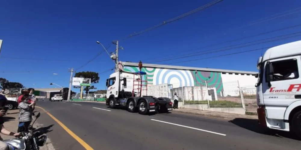 Imagem ilustrativa da imagem Caminhoneiros fazem carreata no dia de São Cristovão