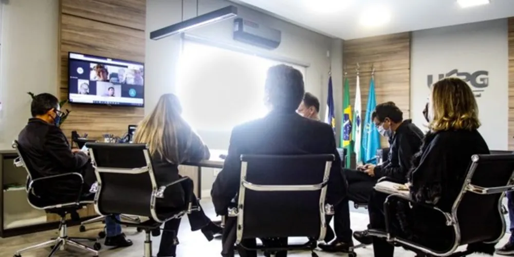 Conforme decidido na reunião, professores da UEPG poderão participar das próximas reuniões do Conselho de Desenvolvimento Econômico de Ponta Grossa e ajudar no processo de elaboração do plano de retomada econômica da cidade.