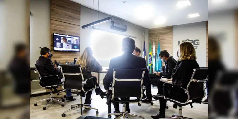 Conforme decidido na reunião, professores da UEPG poderão participar das próximas reuniões do Conselho de Desenvolvimento Econômico de Ponta Grossa e ajudar no processo de elaboração do plano de retomada econômica da cidade.