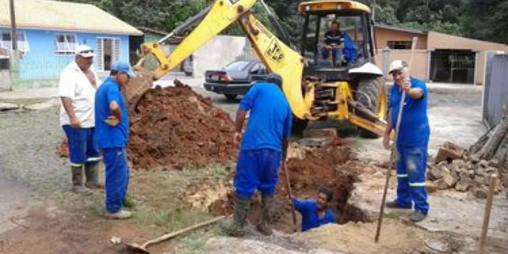 Obras contemplam desobstrução e limpeza de tubulações