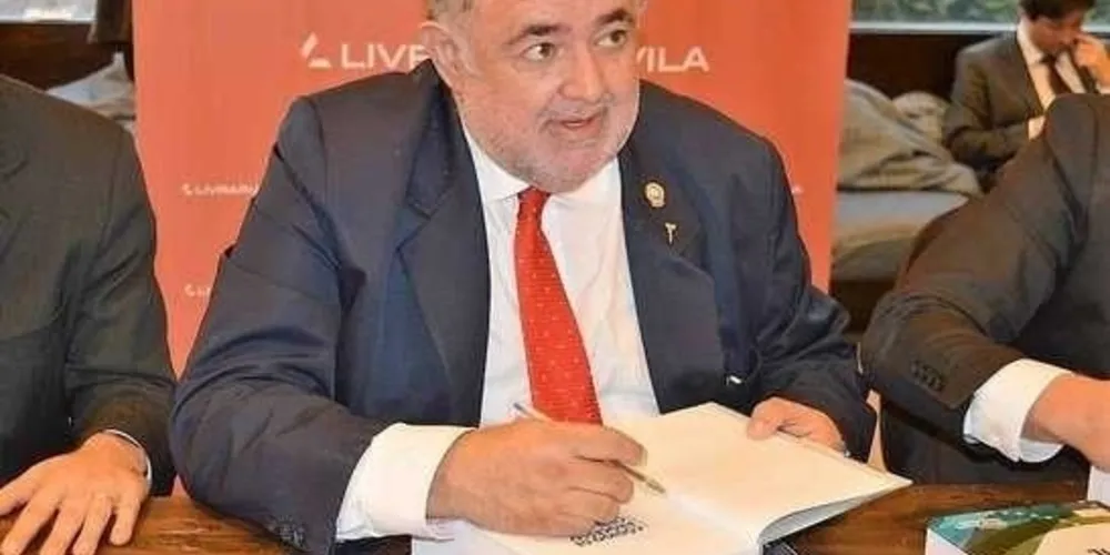 Dr. Pós Ph.D José Sebastião Fagundes Cunha é o moderador do evento de hoje.