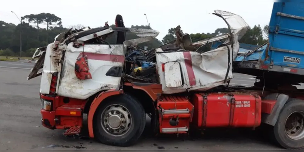 Imagem ilustrativa da imagem Motorista morre após grave acidente na Serra da Esperança