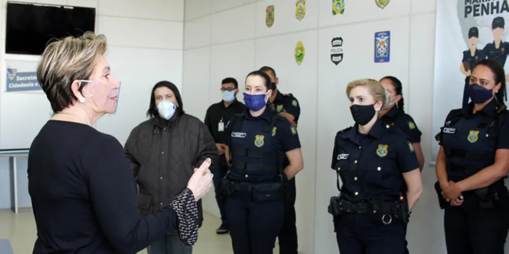 Vice-prefeita discutiu a importância das políticas públicas de proteção à mulher em situação de risco