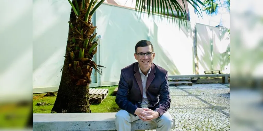 O empresário Adriano Krzyuy falará sobre os desafios de empresas com processos, pessoas e tecnologia