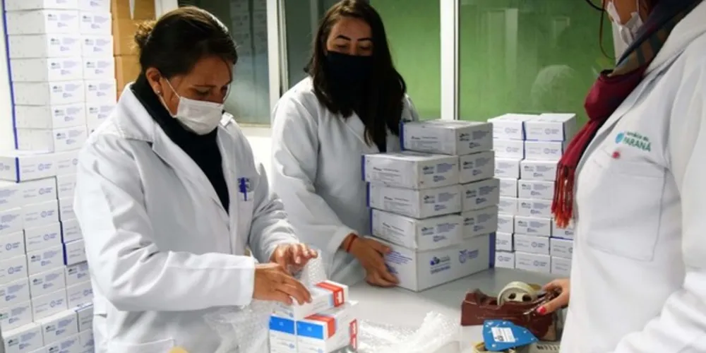 "A farmácia é um dos serviços que atende mais de 257 mil pessoas no Paraná inteiro, por isso foi de extrema importância a rapidez nas adequações e ajustes realizados”, explicou o secretário da Saúde, Beto Preto.