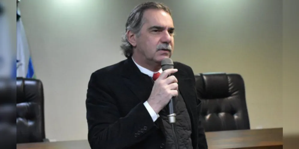 Dr. Sergio Murilo Rodrigues Lemos é o moderador do evento de hoje.
