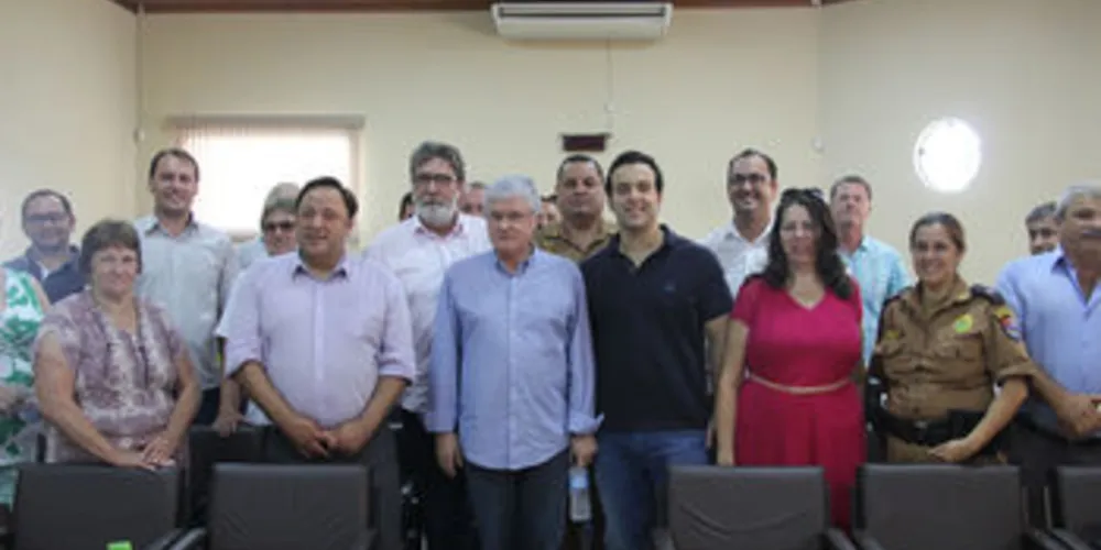 Chefe da Casa Civil, Valdir Rossoni cumpriu agenda em Rebouças