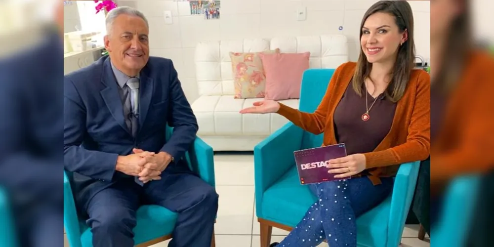 Uma vez por semana, a apresentadora da atração, Priscila Koteski, promete grandes entrevistas com perguntas polêmicas.