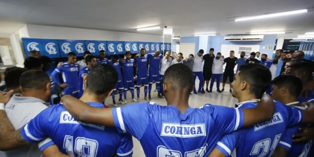 Nove jogadores tiveram a contaminação confirmada hoje