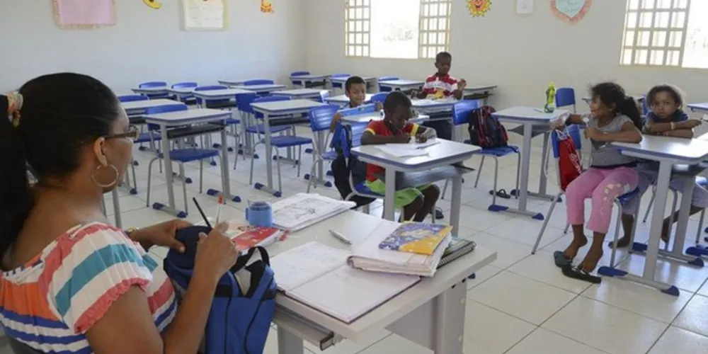 Os cálculos foram retirados do segundo relatório da série “Covid-19: Impacto Fiscal na Educação Básica”, realizado pelo Todos Pela Educação e pelo Instituto Unibanco, que mostra a realidade dos municípios em termos de financiamento.  