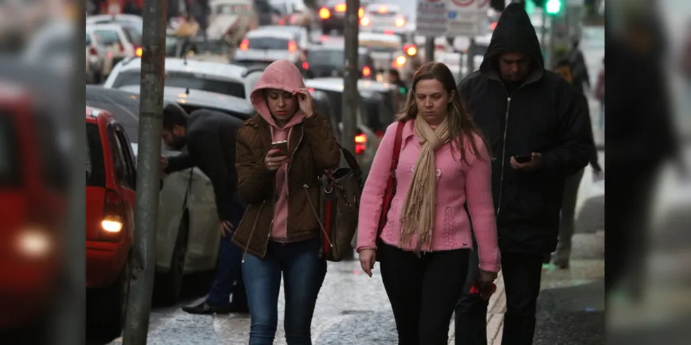 Imagem ilustrativa da imagem Simepar prevê geada e 0°C em PG na próxima semana