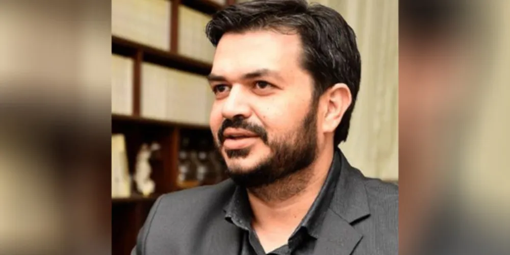 Dr. Fernando de Brito Alves é um dos conferencistas da noite de hoje.