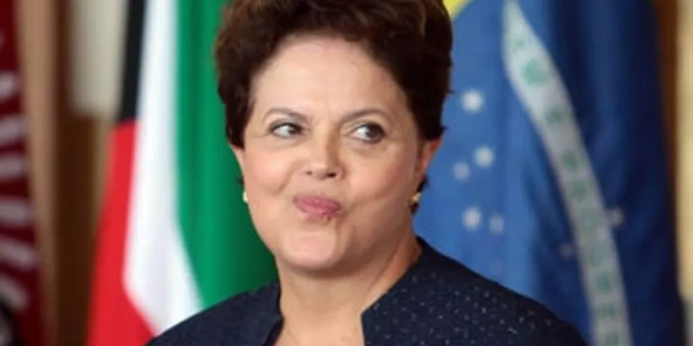 Dilma afirma que impeachment é golpe. 