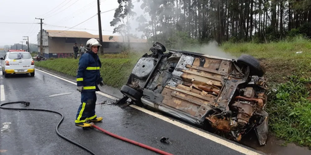 Todos os ocupantes do carro deixaram local antes da chegada da polícia