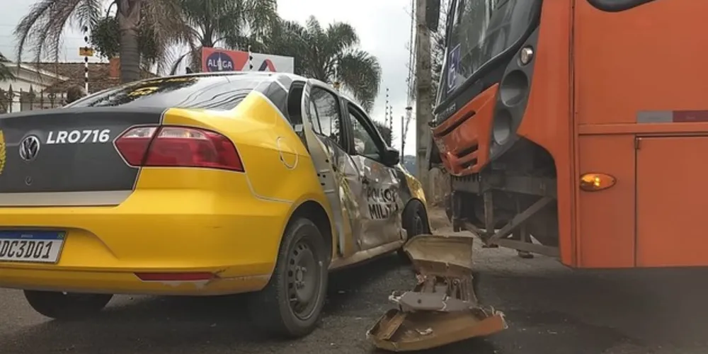 Apesar do estrago, vítimas do acidente sofreram lesões moderadas e estão fora de risco