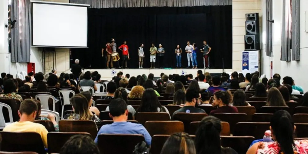 O tema escolhido para a edição deste ano foi “Educação contra a barbárie: formação, solidariedade e diversidade em questão”.