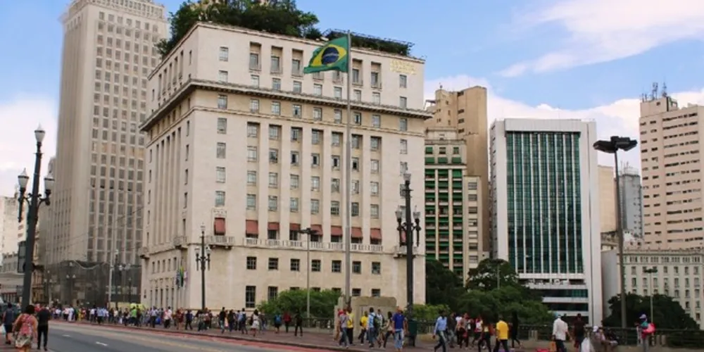 Imagem ilustrativa da imagem Prefeitura de SP oferece 470 vagas de emprego para transexuais
