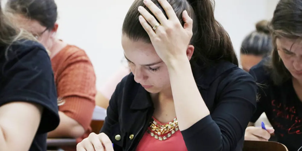Termina hoje (17), o prazo para solicitar a isenção da taxa de inscrição do Vestibular da Universidade Estadual de Ponta Grossa (UEPG).