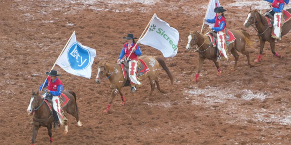 O evento contará com transmissão de rodeio em touros e show com Gusttavo Lima, no primeiro dia do evento.