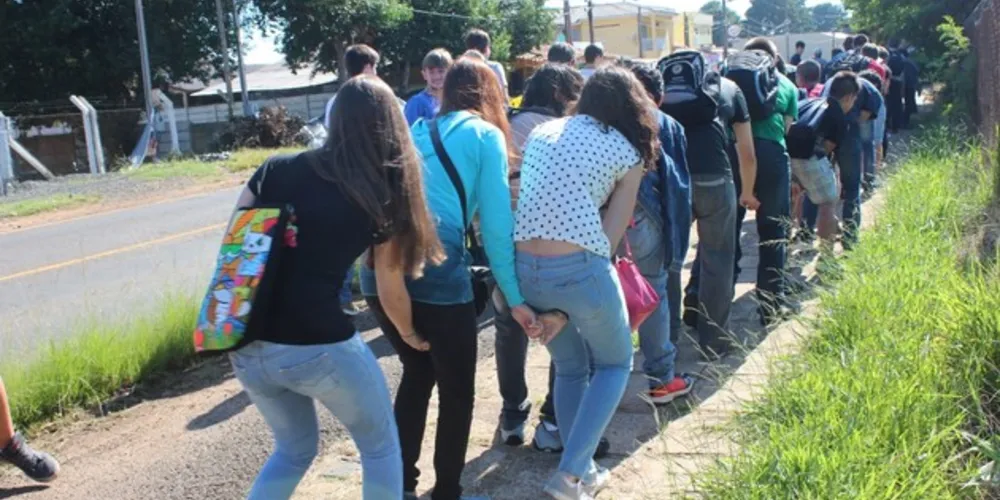 Organizadores de trotes violentos podem ser multados de R$ 4,1 mil. Decreto regulamentando a lei foi publicado em Diário Oficial.