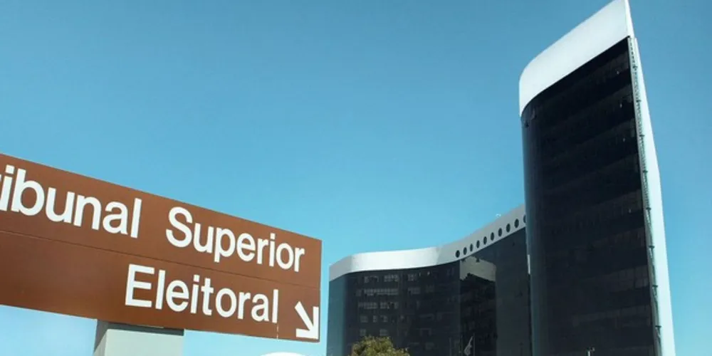 Entre os critérios de distribuição do fundo está a obrigação de aplicação mínima de 30% do total recebido para o custeio da campanha eleitoral das candidatas do partido ou da coligação. 