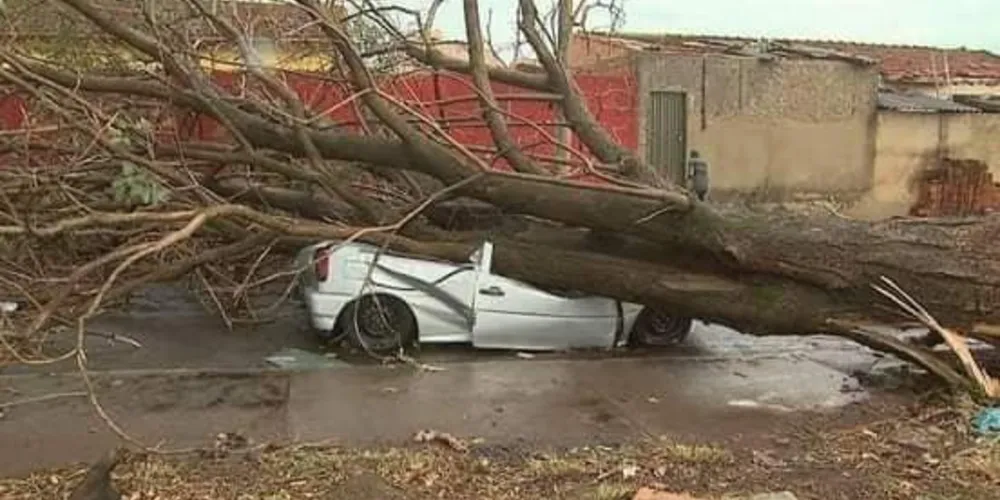 Tempestade aconteceu na manhã dessa quinta-feira
