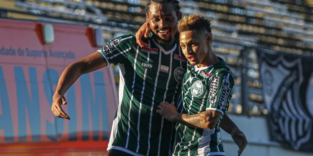 RB Bragantino teve jogador expulso no fim do primeiro tempo e se desorganizou em campo