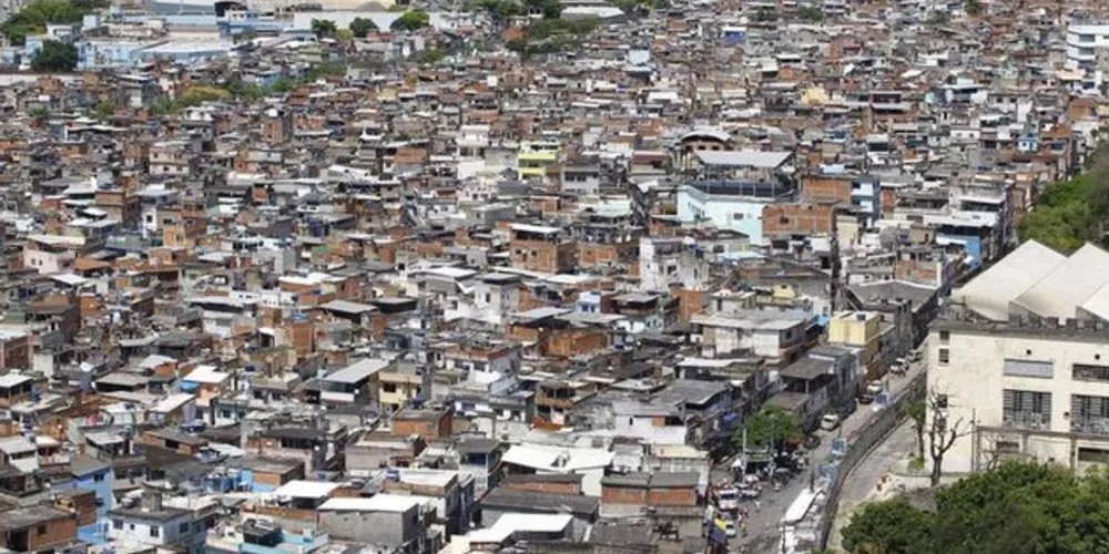 Inicialmente, o projeto será desenvolvido na zona norte do Rio, no Complexo da Maré e em Manguinhos. Mas o objetivo é expandir para outras comunidades.