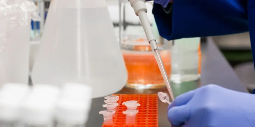Especialistas dizem que seriam necessários muito mais casos de reinfecção para serem justificados.