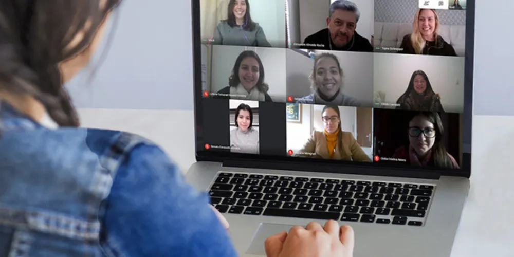Os encontros ocorreram de forma virtual e contaram com a participação de 13 adolescentes, entre meninos e meninas de instituições municipais.