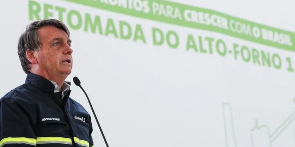 Bolsonaro diz que proposta do Renda Brasil está suspensa.