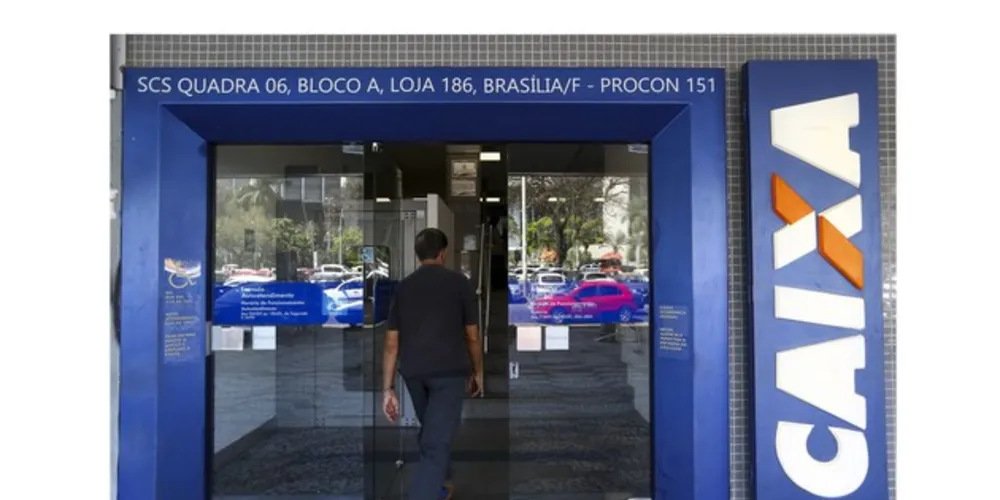 Hoje (27), a Caixa libera saques e transferências para beneficiários nascidos em julho.