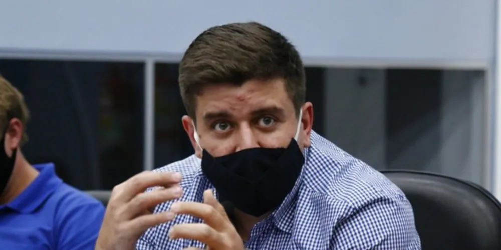 Imagem ilustrativa da imagem Vinícius Camargo conquista permissão para jovens retornarem às igrejas de PG
