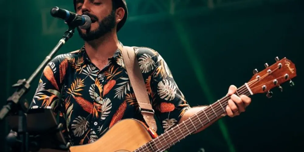 Músico Alisson Camargo é a sensação do folk rock da região dos Campos Gerais 